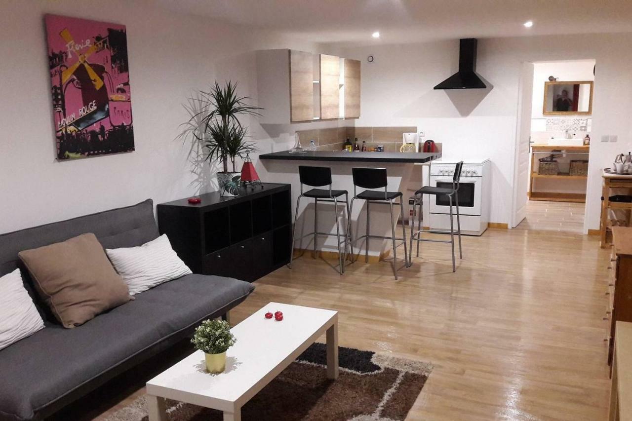Studio Du Clocher Rigarda المظهر الخارجي الصورة