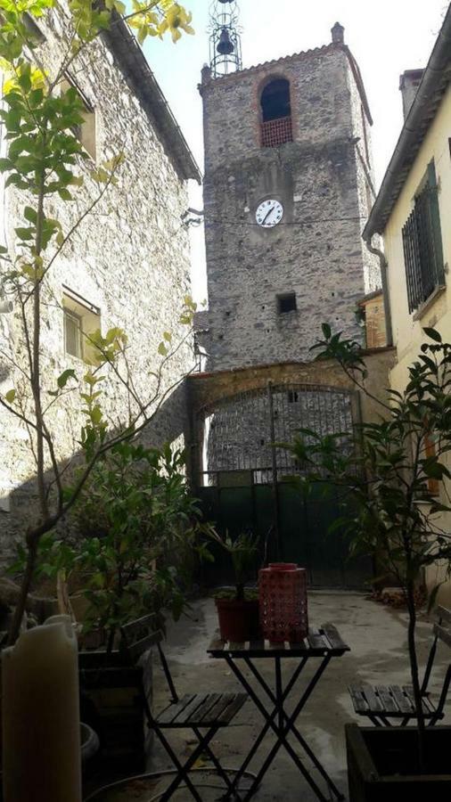Studio Du Clocher Rigarda المظهر الخارجي الصورة